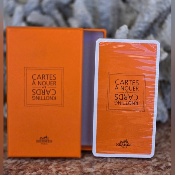 Hermès Silk Scarf Knotting Cards - Picture 1 of 4